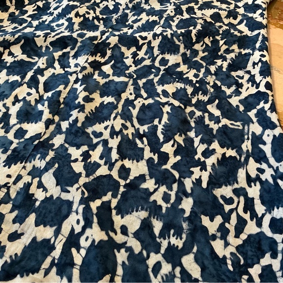 SAMBAR - Hand printed dress. - Picture 5 of 9